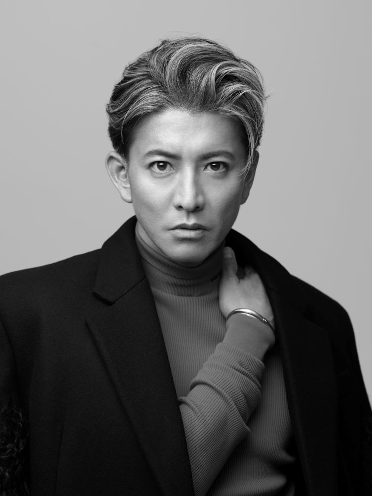 木村拓哉TV出演時着用 ※写真参考 ナイキ ケーブルニット 